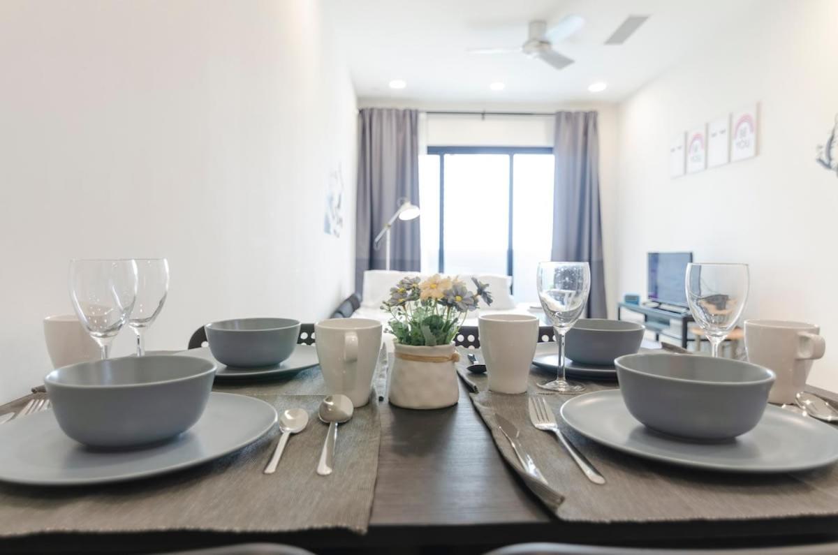 Totoro Theme Suite In Suasana Jb Johor Bahru Buitenkant foto